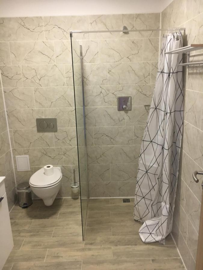 Ubytovani Pod Mezu Hlohovec Ngoại thất bức ảnh